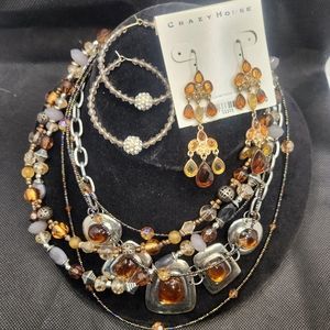 Earring and necklace bundle